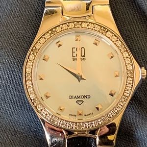 ESQ Swiss Diamond ladies watch. Mother of pearl face with diamonds. Model E5249